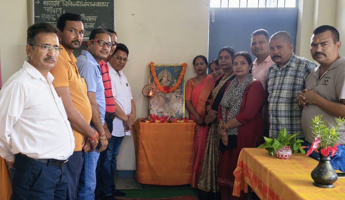 शांतिपुरी कन्या हाई स्कूल में सोनू कार्की पीटीए व गीता एसएमसी अध्यक्ष चुनी गयी