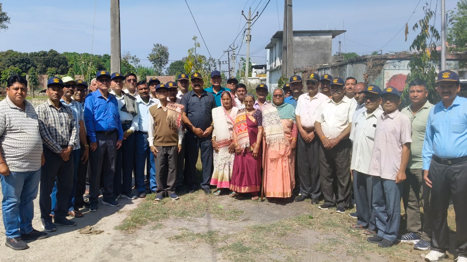 त्रिमासिक बैठक में पूर्व सैनिक की समस्या के समाधान व संगठन को मजबूत बनाने पर जोर